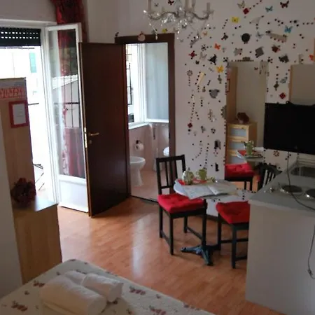 City Room B&B فندق مبيت وإفطار 5*