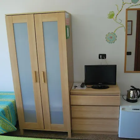 City Room B&B فندق مبيت وإفطار 5*